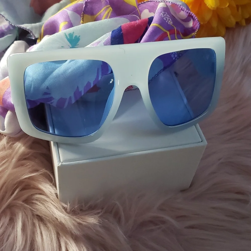 Fashion Shades Blue - Picture 4 of 4